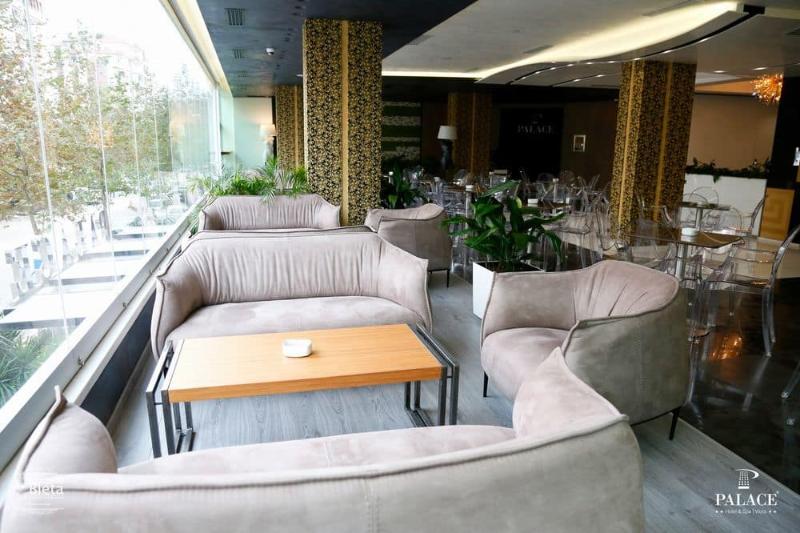 Hotel Palace Vlorë エクステリア 写真